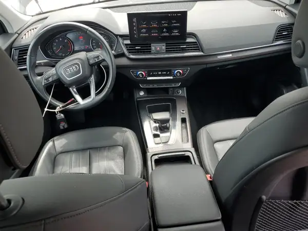 WA1AAAFY7M2137266 2021 AUDI Q5 - Image 8