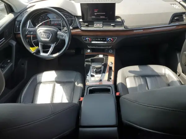 WA1AAAFY8M2001664 2021 AUDI Q5 - Image 8
