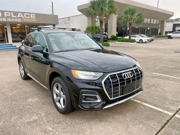 WA1AAAFY8M2003513 2021 AUDI Q5 - Image 1