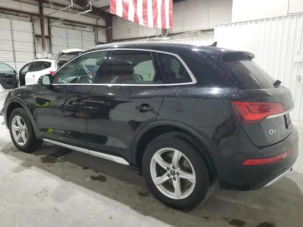 WA1AAAFY8M2004208 2021 AUDI Q5 - Image 2
