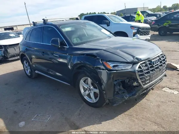WA1AAAFY8M2018514 2021 AUDI Q5 - Image 1