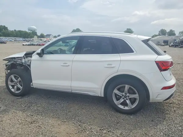 WA1AAAFY8M2033496 2021 AUDI Q5 - Image 2