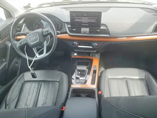 WA1AAAFY8M2033496 2021 AUDI Q5 - Image 8