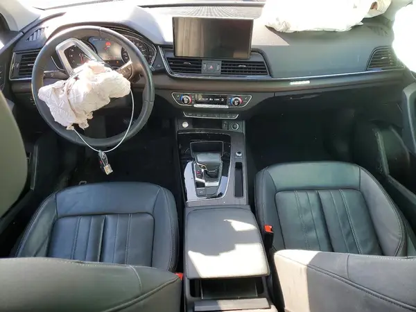 WA1AAAFY8M2053330 2021 AUDI Q5 - Image 8