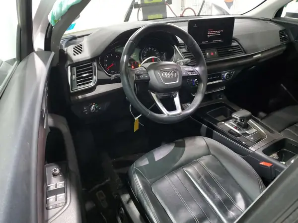 WA1AAAFY8M2059872 2021 AUDI Q5 - Image 8