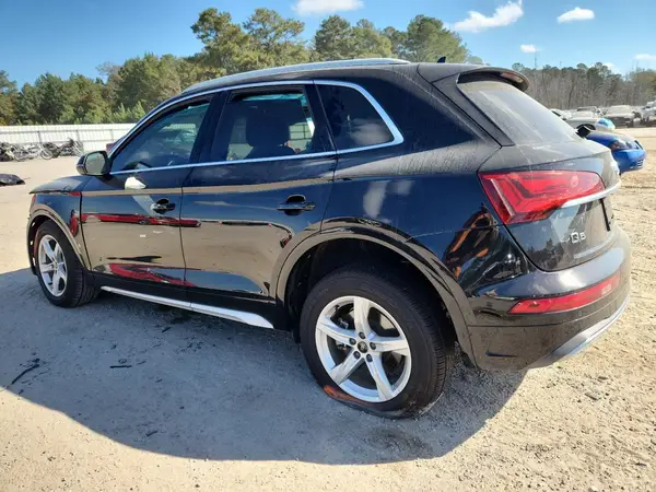 WA1AAAFY8M2087428 2021 AUDI Q5 - Image 2