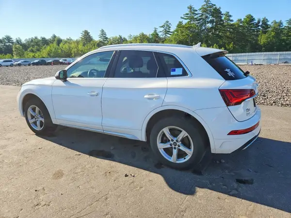 WA1AAAFY8M2101005 2021 AUDI Q5 - Image 2