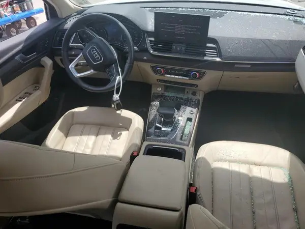 WA1AAAFY8M2130634 2021 AUDI Q5 - Image 8