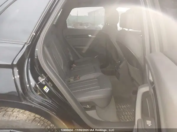 WA1AAAFY8S2007512 2025 AUDI Q5 - Image 8