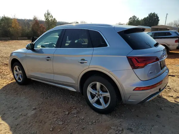 WA1AAAFY9M2003553 2021 AUDI Q5 - Image 2