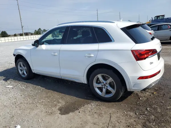 WA1AAAFY9M2003620 2021 AUDI Q5 - Image 2