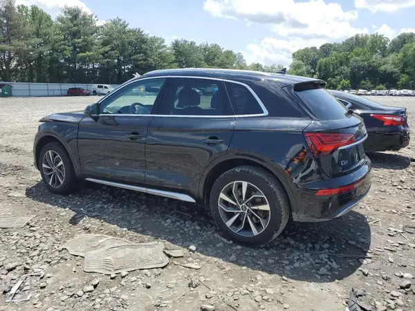 WA1AAAFY9M2003648 2021 AUDI Q5 - Image 2