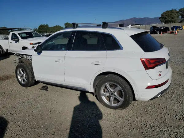 WA1AAAFY9M2003925 2021 AUDI Q5 - Image 2