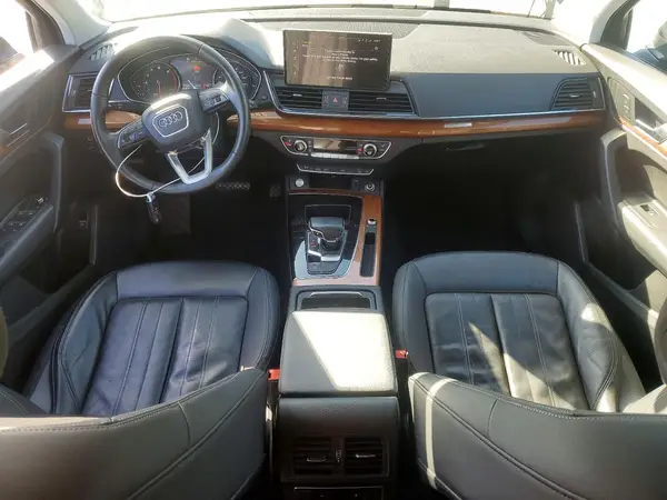 WA1AAAFY9M2005772 2021 AUDI Q5 - Image 8