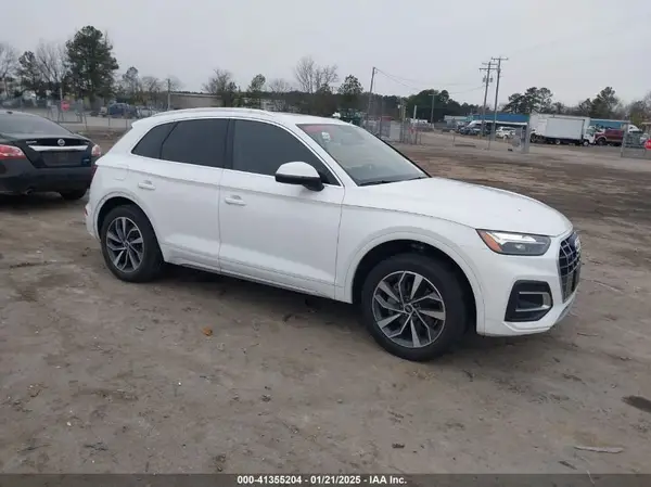 WA1AAAFY9M2040473 2021 AUDI Q5 - Image 1