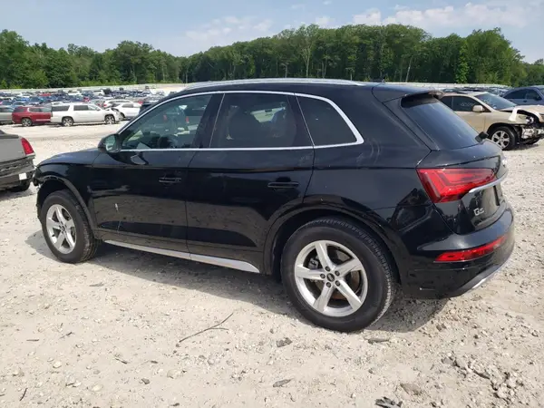 WA1AAAFY9M2043261 2021 AUDI Q5 - Image 2