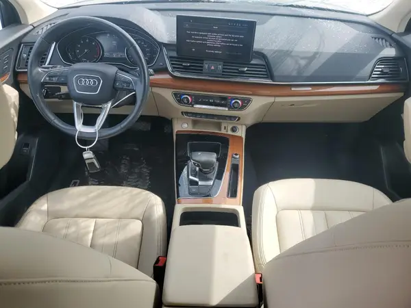 WA1AAAFY9M2070654 2021 AUDI Q5 - Image 8