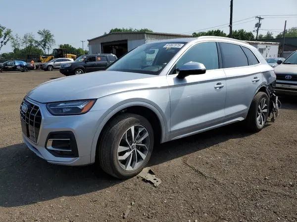 WA1AAAFY9M2073988 2021 AUDI Q5 - Image 1