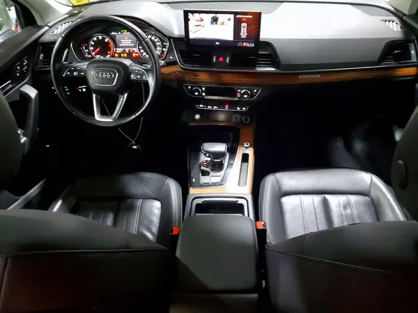 WA1AAAFY9M2093965 2021 AUDI Q5 - Image 8