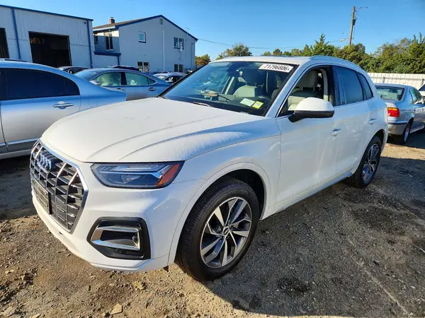 WA1AAAFY9M2098020 2021 AUDI Q5 - Image 1