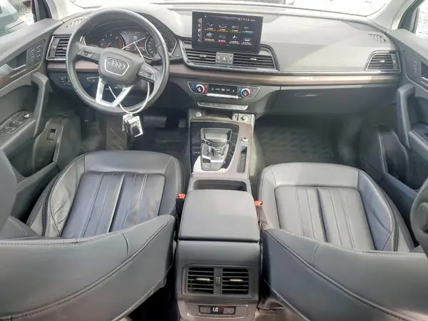 WA1AAAFY9M2112174 2021 AUDI Q5 - Image 8
