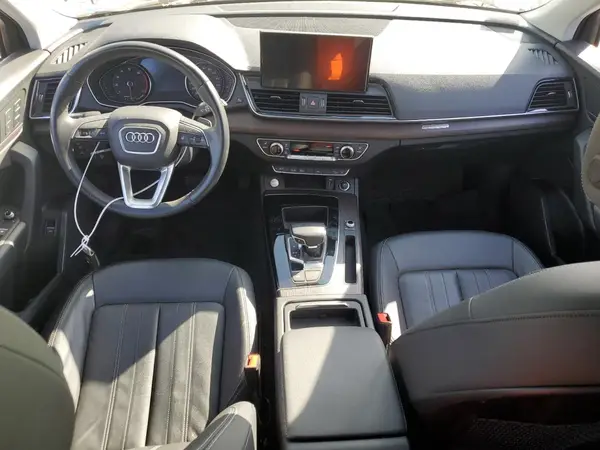 WA1AAAFY9M2113504 2021 AUDI Q5 - Image 8