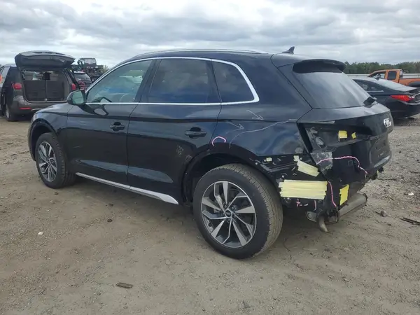 WA1AAAFY9M2140296 2021 AUDI Q5 - Image 2