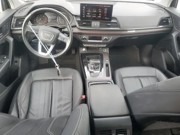 WA1AAAFY9M2140296 2021 AUDI Q5 - Image 8