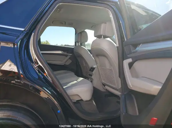 WA1AAAFY9R2024202 2024 AUDI Q5 - Image 8