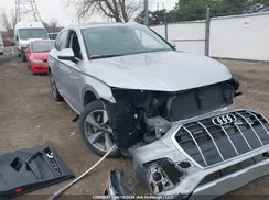 WA1AAAFY9R2070323 2024 AUDI Q5
