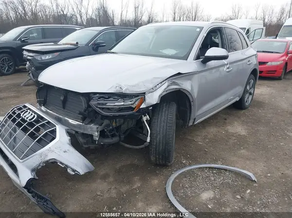WA1AAAFY9R2070323 2024 AUDI Q5 - Image 2