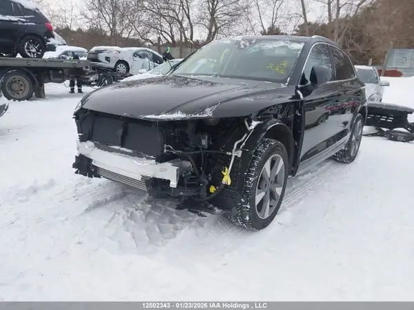 WA1AAAFY9R2075716 2024 AUDI Q5 - Image 2