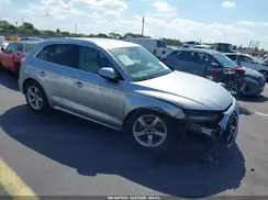 WA1AAAFYXM2005375 2021 AUDI Q5