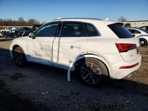 WA1AAAFYXM2037243 2021 AUDI Q5 - Image 2