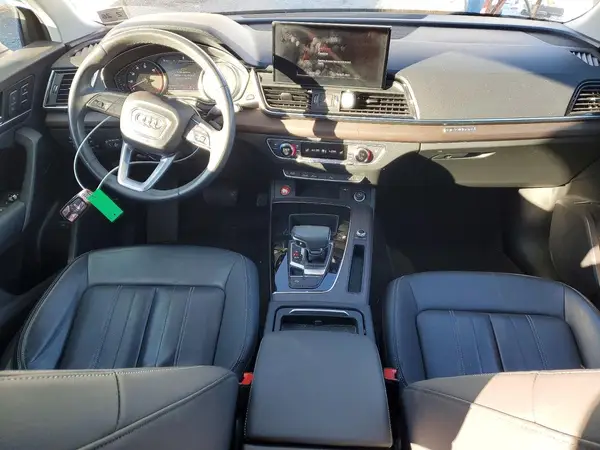 WA1AAAFYXM2037243 2021 AUDI Q5 - Image 8