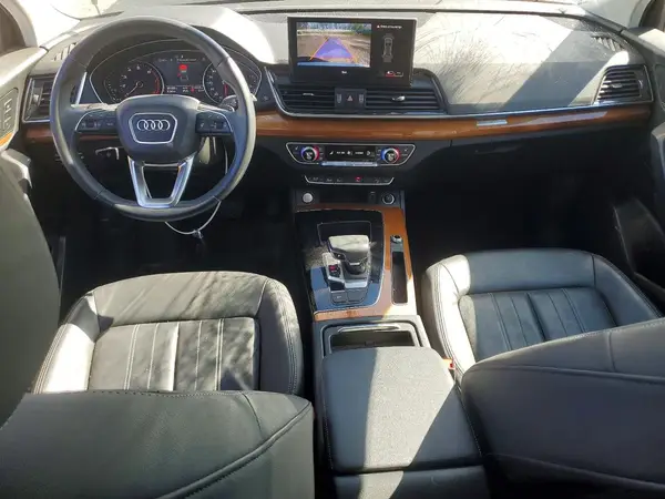 WA1AAAFYXM2076785 2021 AUDI Q5 - Image 8