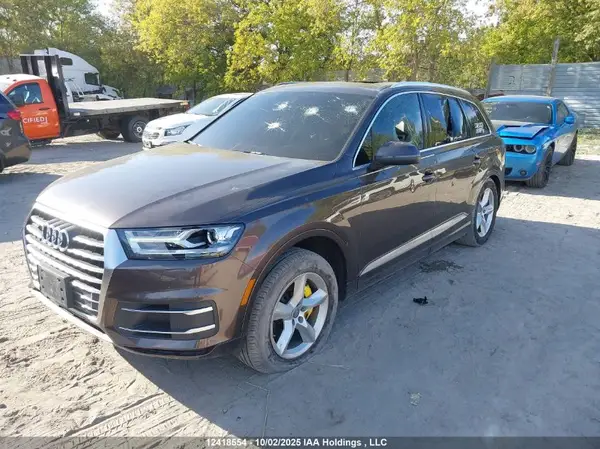 WA1AABF75HD009468 2017 AUDI Q7 - Image 2