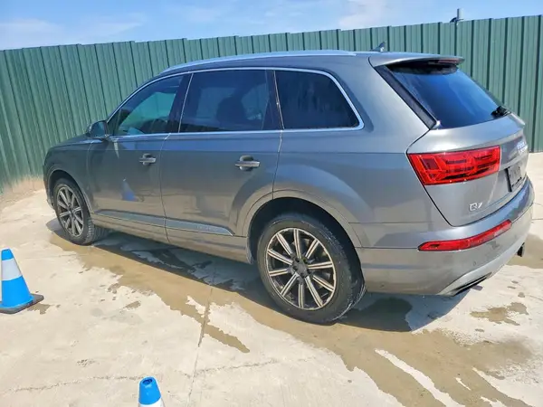 WA1AABF77HD030595 2017 AUDI Q7 - Image 2