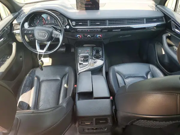 WA1AABF77HD030595 2017 AUDI Q7 - Image 8