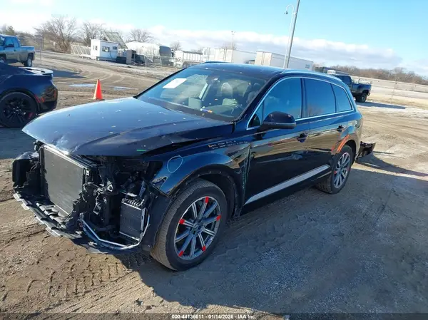 WA1AABF7XKD002765 2019 AUDI Q7 - Image 2