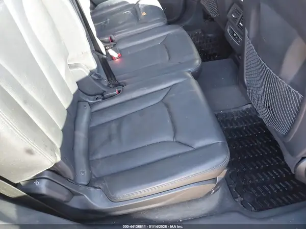 WA1AABF7XKD002765 2019 AUDI Q7 - Image 8