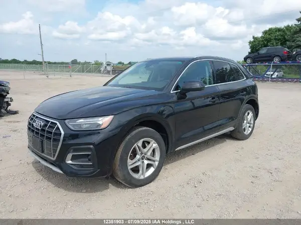WA1AABFY2N2049605 2022 AUDI Q5 - Image 2