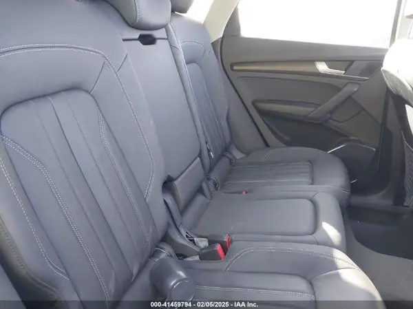 WA1ABAFY0N2100980 2022 AUDI Q5 - Image 8