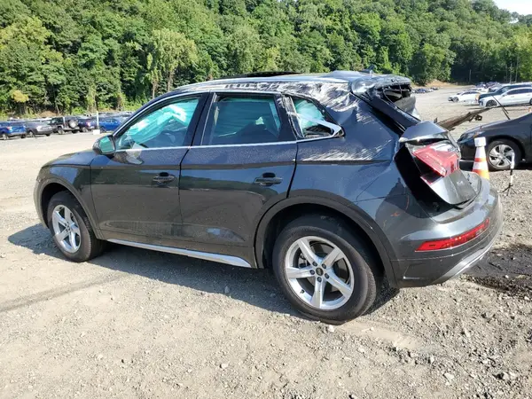 WA1ABAFY0P2082483 2023 AUDI Q5 - Image 2