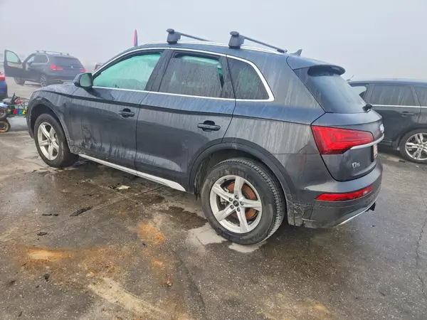 WA1ABAFY0P2117054 2023 AUDI Q5 - Image 2