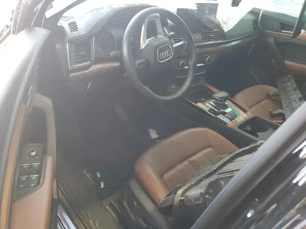 WA1ABAFY0P2136090 2023 AUDI Q5 - Image 8