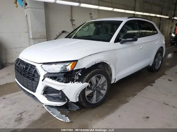 WA1ABAFY0P2192661 2023 AUDI Q5 - Image 2