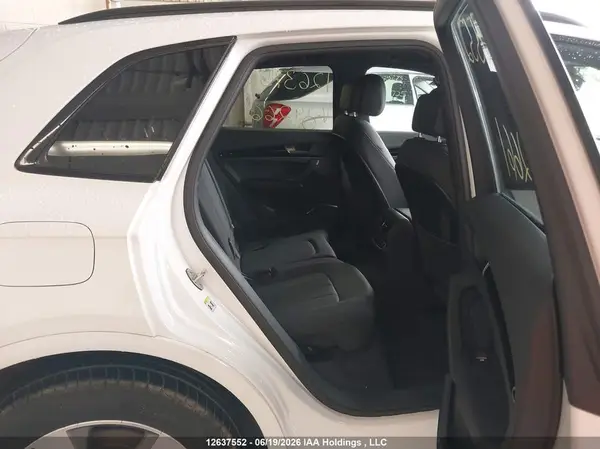 WA1ABAFY0P2192661 2023 AUDI Q5 - Image 8