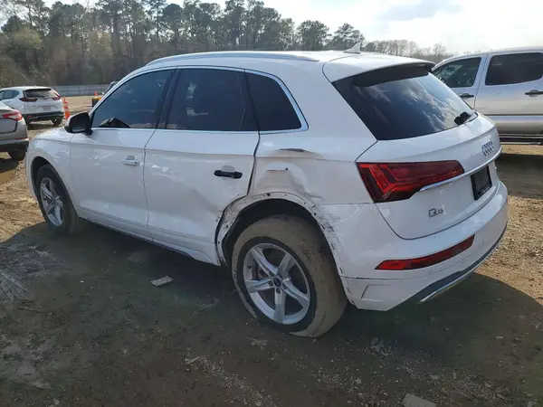 WA1ABAFY1P2085859 2023 AUDI Q5 - Image 2