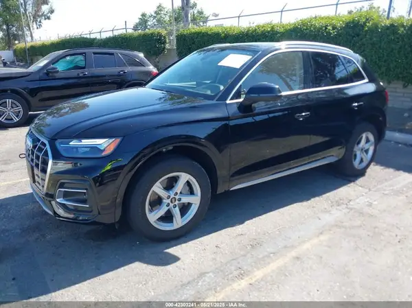 WA1ABAFY1P2188442 2023 AUDI Q5 - Image 2
